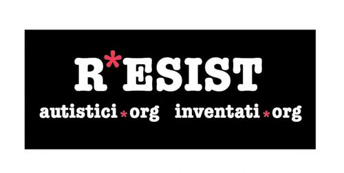 Keep the Internet free.  Non siamo terroristi. Autistici.org è un'infrastruttura del dissenso.